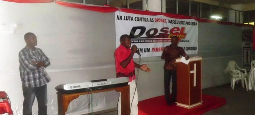 IURD de Luanda contra las drogas