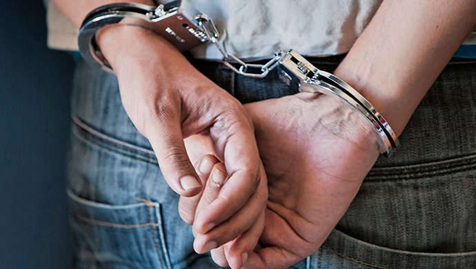 ¿Usted entregaría a su propio hermano a la Justicia?