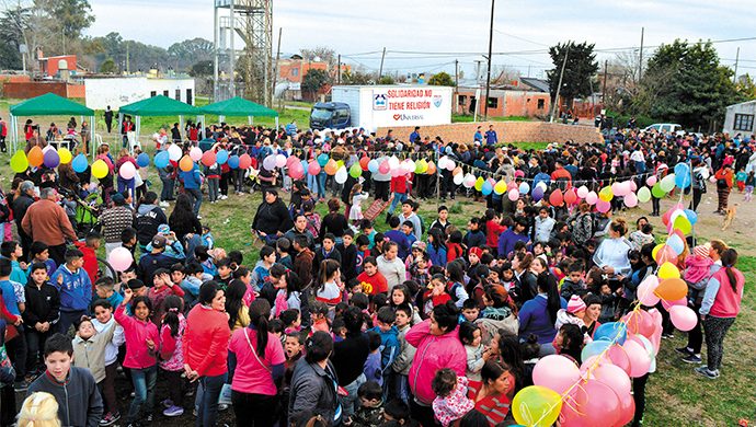 Megaevento solidario en Merlo