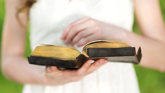 Lea la Biblia en 1 año – 284° día