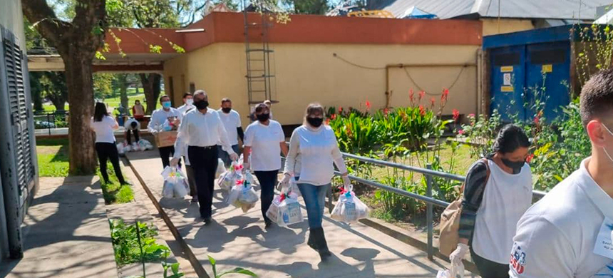 Los voluntarios del Grupo Salud visitaron el Hospital Rawson